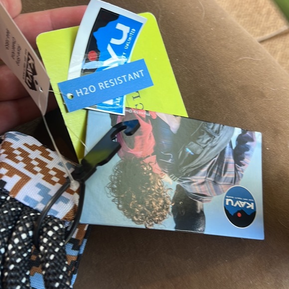 Kavu one strap backpack - Picture 5 of 8